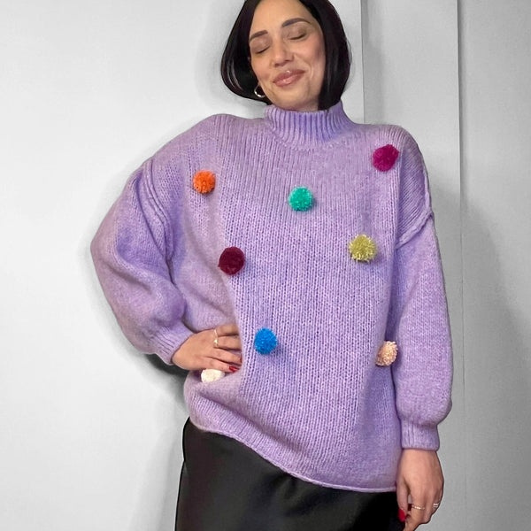 Maglione in Lana con Pon Pon Artigianali – Collezione Unique Comfort