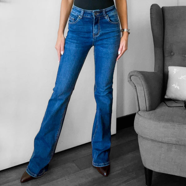 Jeans Bootcut - Comfort e Stile AI 24/25