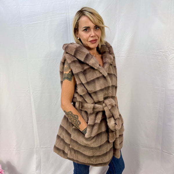 Gilet Moena Con cappuccio – Ecovisone Beige