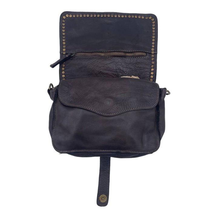 Borsa A Tracolla In Pelle Con Borchie – Stile Rock Chic - PinUp Shoes