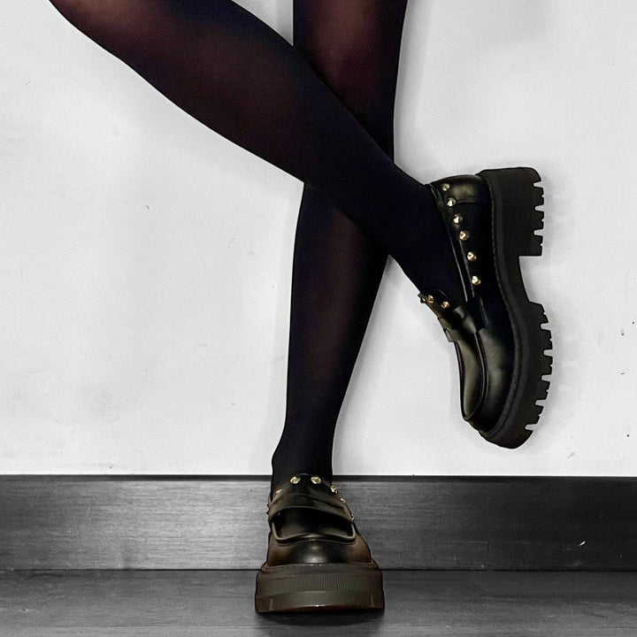 Mocassini Borchiati Custom – Eleganza con un Tocco di Personalità - PinUp Shoes