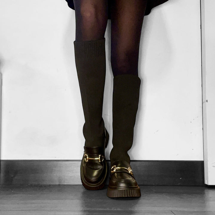 Mocassini Con Calza Alta E Morsetto - Eleganza e Funzionalità - PinUp Shoes