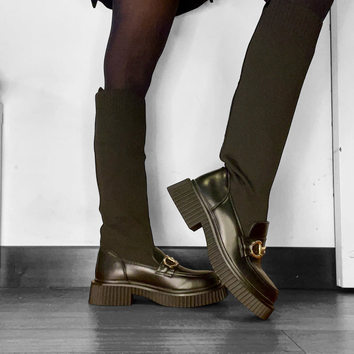 Mocassini Con Calza Alta E Morsetto - Eleganza e Funzionalità - PinUp Shoes