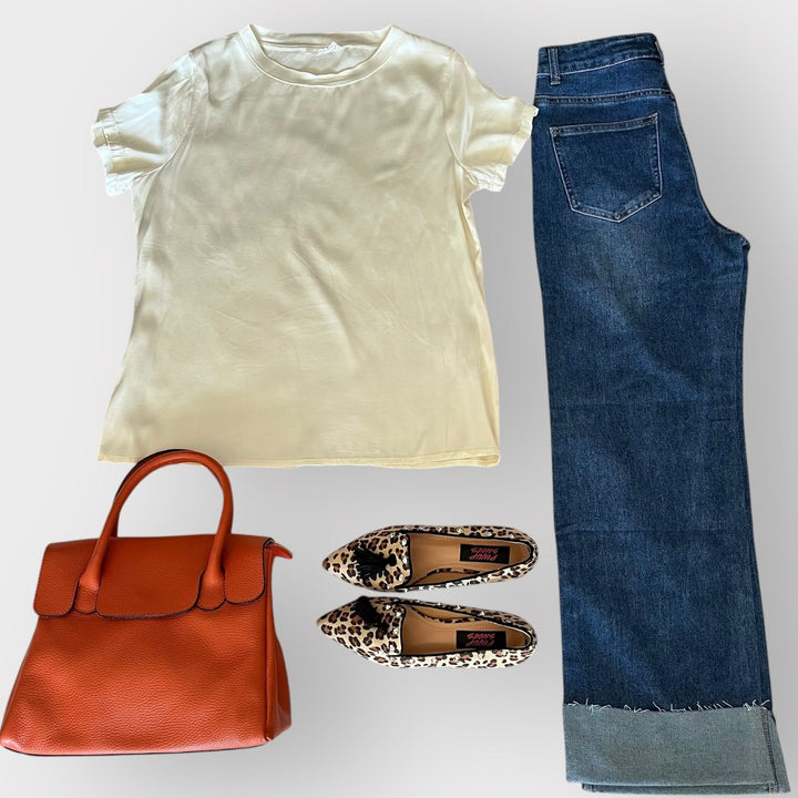 Outfit Mocassini Borchiati Animalier Maculato - Jeans TShirt Satin E Borsa - PinUp Shoes