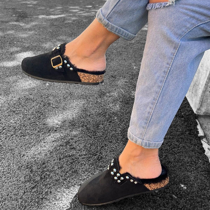 Sabot Borchiato Nina - Interno Peloso - PinUp Shoes