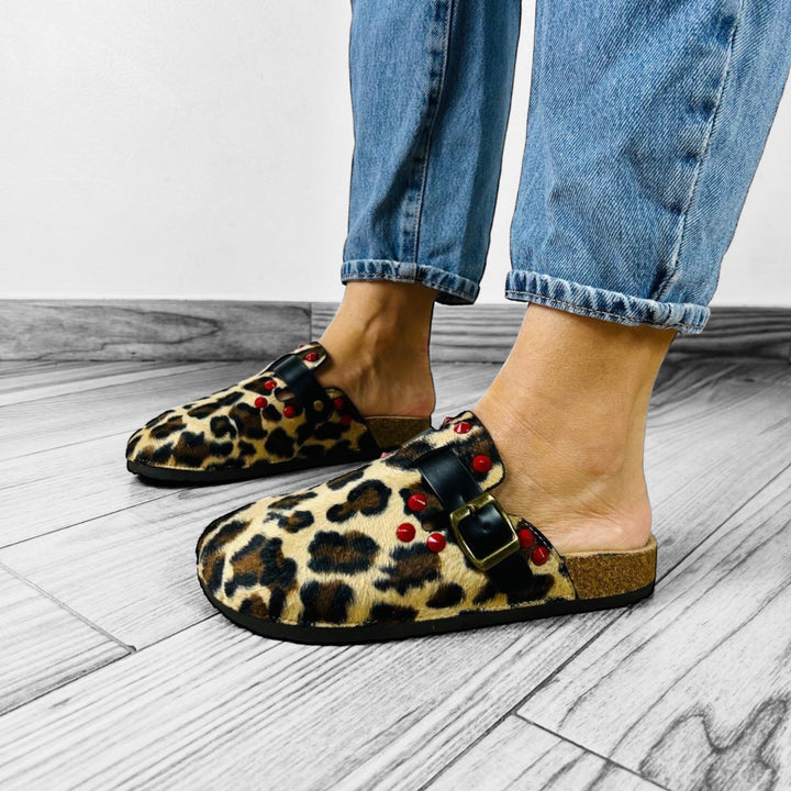 Sabot Maculato Borchiato Jungle - Con Cinturino Regolabile - PinUp Shoes