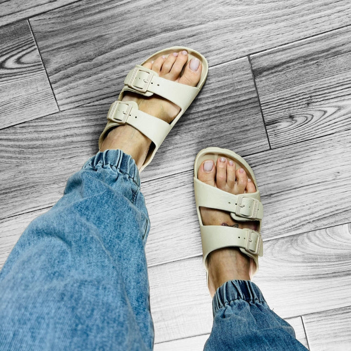 Sandali in Pura Gomma Atena - Comfort e Stile - PinUp Shoes