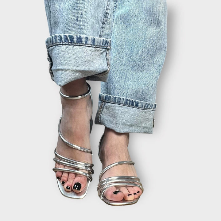 Sandalo Alya - Eleganza Minimalista - PinUp Shoes