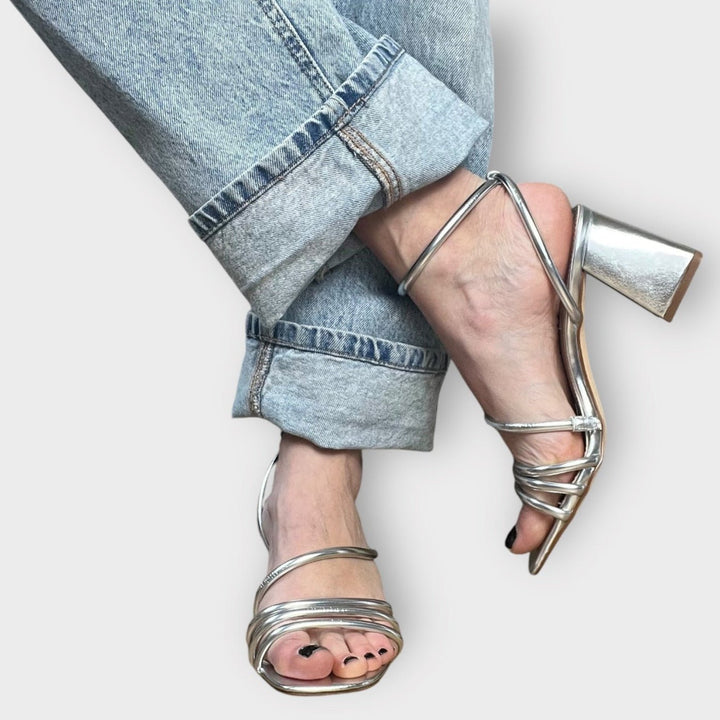 Sandalo Alya - Eleganza Minimalista - PinUp Shoes