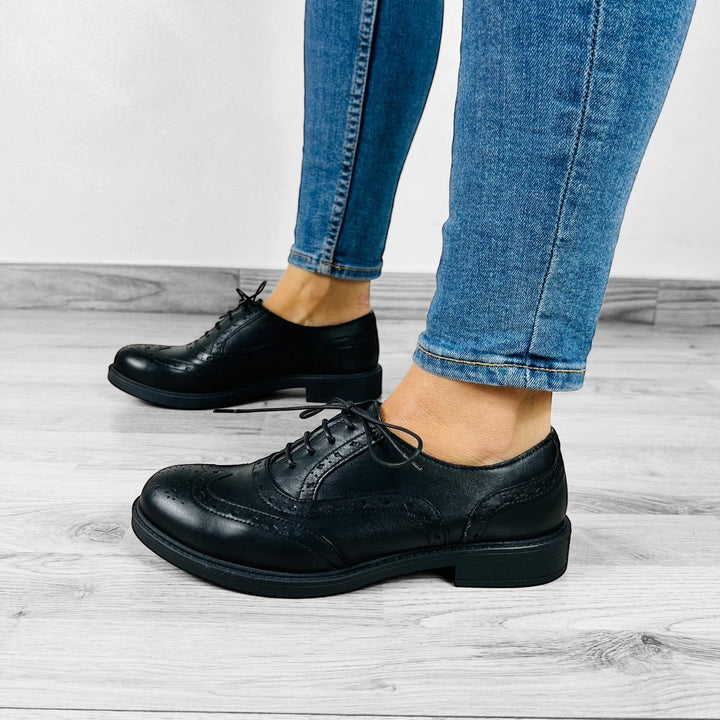 Scarpe Oxford Eleganza in Pelle – Classic Brogue per ogni occasione - PinUp Shoes