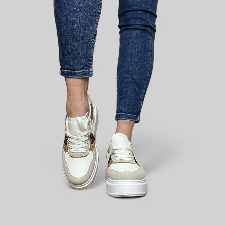 Sneakers Camy Platform Gold Glam – Lusso casual con un twist animalier - PinUp Shoes