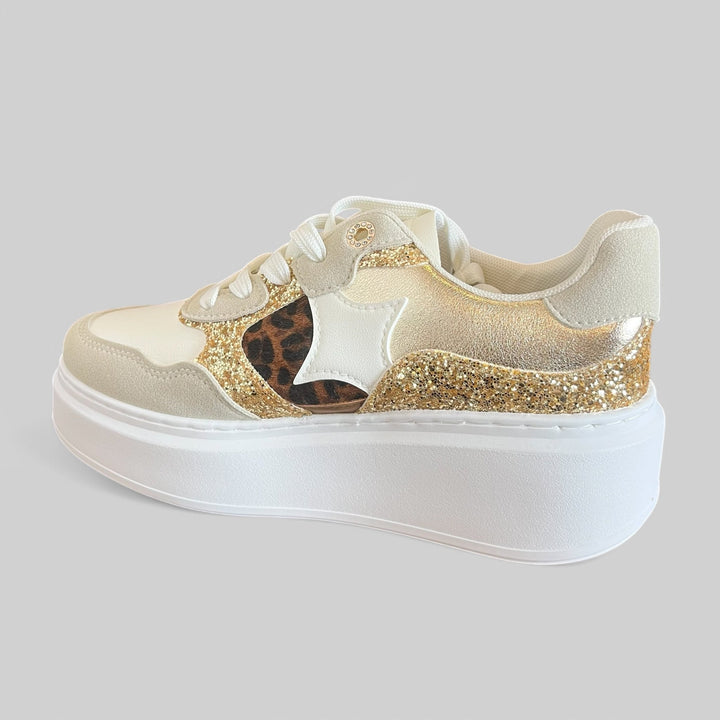 Sneakers Camy Platform Gold Glam – Lusso casual con un twist animalier - PinUp Shoes