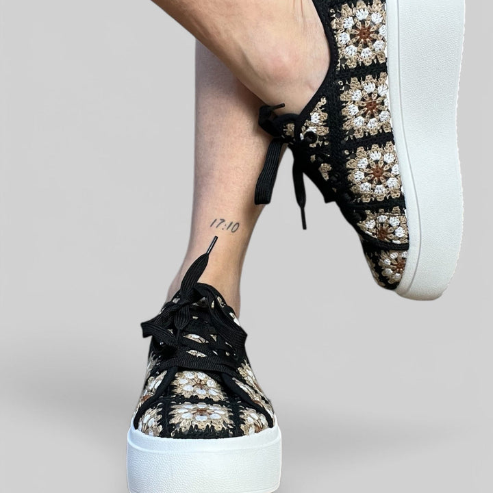 Sneakers Crochet Patchwork - PinUp Shoes