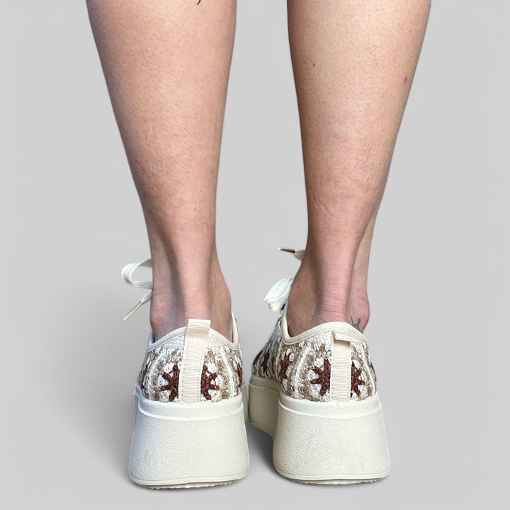 Sneakers Crochet Patchwork - PinUp Shoes