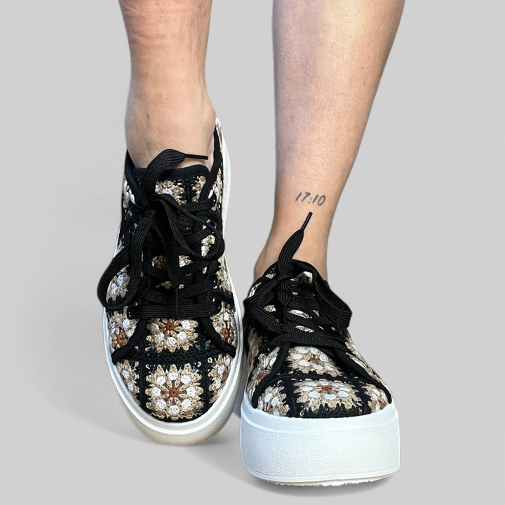 Sneakers Crochet Patchwork - PinUp Shoes