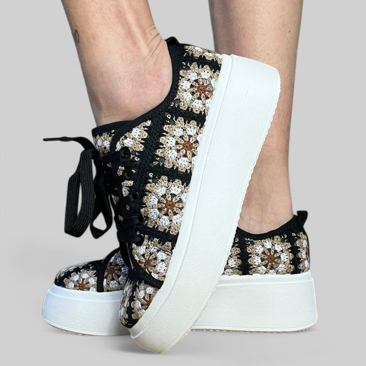 Sneakers Crochet Patchwork - PinUp Shoes