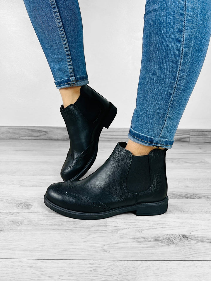 Stivaletti Milano - In Pelle Con Dettagli Brogue - PinUp Shoes