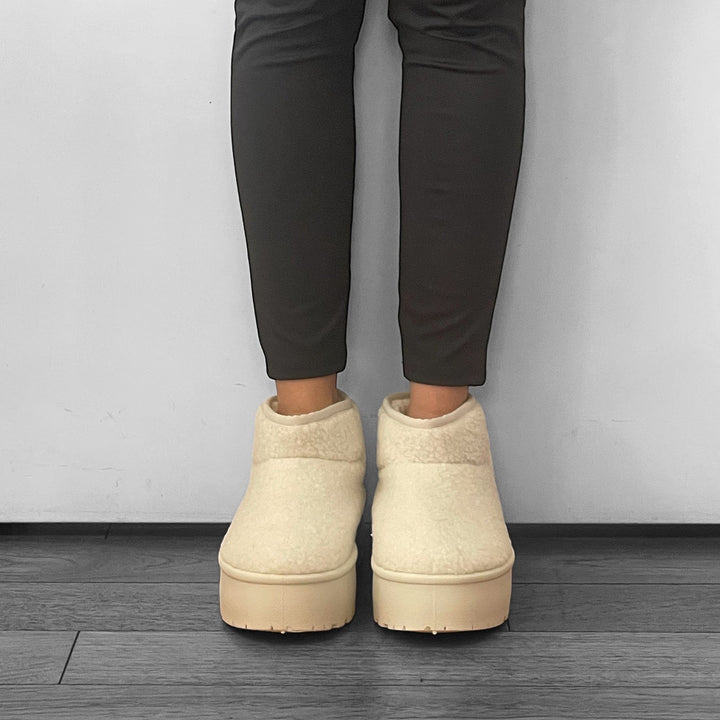 Stivaletti Teddy - In Lana Bouclé - PinUp Shoes