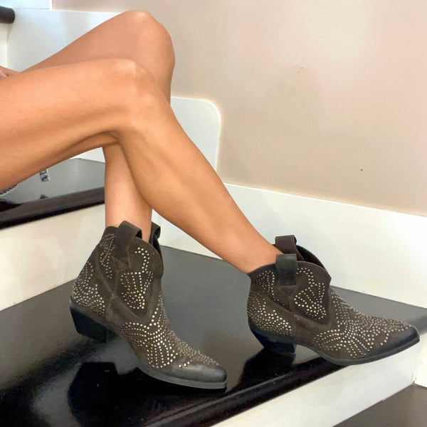 Stivaletti Texani Sami Bassi - Vera Pelle Made In Italy - PinUp Shoes