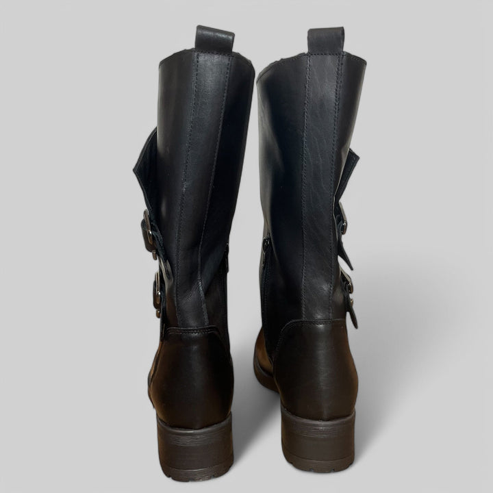 Stivali biker in vera pelle con doppia fibbia – Stile audace e comfort assicurato - PinUp Shoes